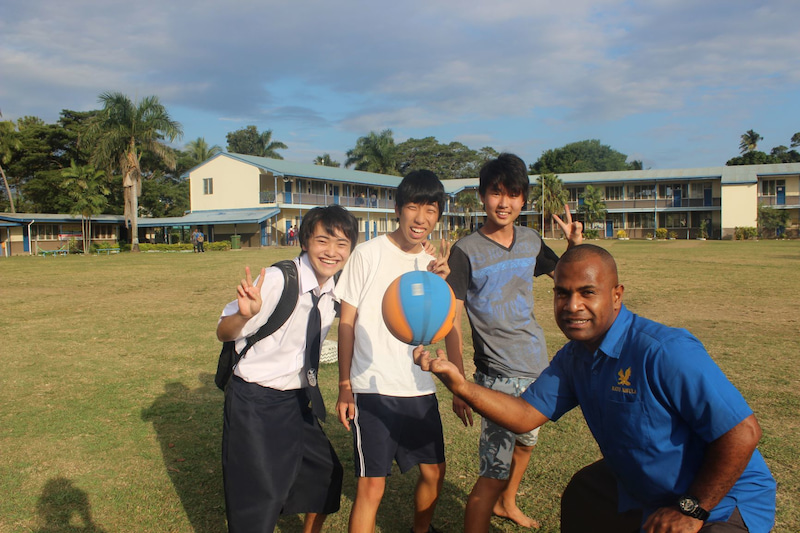 Ratu Navula 第1弾！